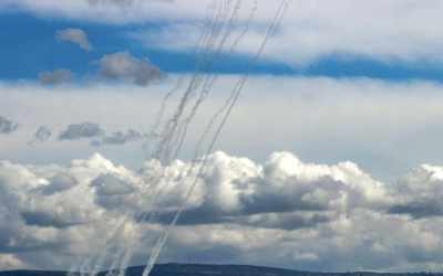 TRUMP ADVIERTE QUE «DESATARÁ EL INFIERNO» SI IRÁN NO FINALIZA GUERRA EN MEDIO ORIENTE