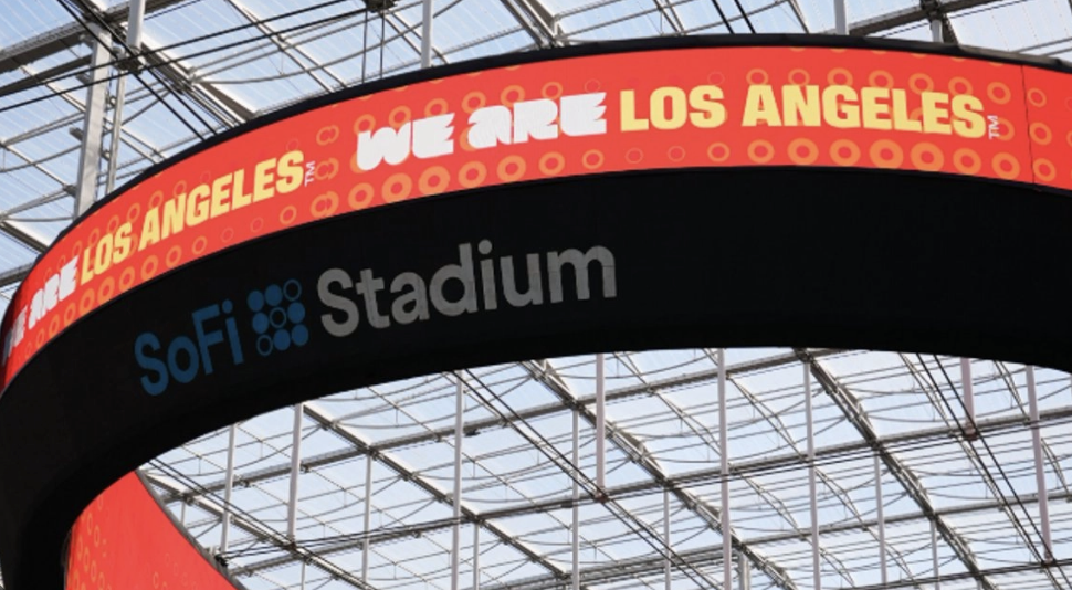 TRABAJADORES PIDEN A FIFA QUITAR AL ICE DEL MUNDIAL O SE IRÍAN A HUELGA