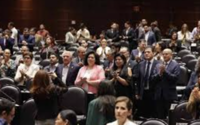 CON UN MINUTO DE APLAUSOS, EL PLENO RECORDÓ AL DEMÓCRATA Y REVOLUCIONARIO HEBERTO CASTILLO