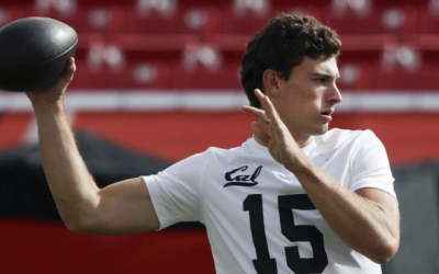 FERNANDO MENDOZA, DE ASCENDENCIA CUBANA LLEGA POR LA PUERTA GRANDE A LOS RAIDERS