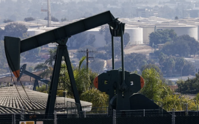 OPEP ACUERDA TERCER AUMENTO DE CUOTA DE PRODUCCIÓN PETROLERA DESDE CIERRE DE ORMUZ