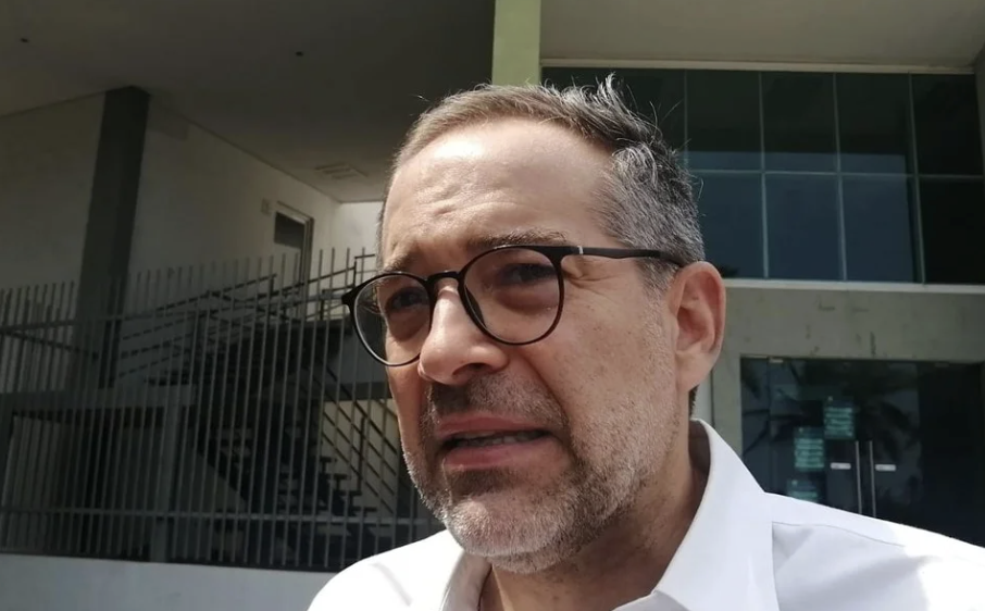 VINCULAN A PROCESO A EX GOBERNADOR DE COLIMA, IGNACIO PERALTA Y AL EX SECRETARIO DE FINANZAS