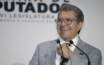 Ricardo Monreal propone que entidades financieras no obstaculicen el derecho de portabilidad
