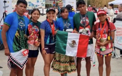CORREDORES INDÌGENAS MEXICANOS CONQUISTAN EL MARATÓN DE LA GRAN MURALLA CHINA