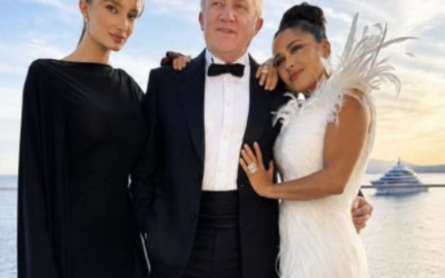 SALMA HAYEK ARRASA EN CANNES 2026; SE ROBÓ TODAS LAS MIRADAS EN LA ALFOMBRA NEGRA.