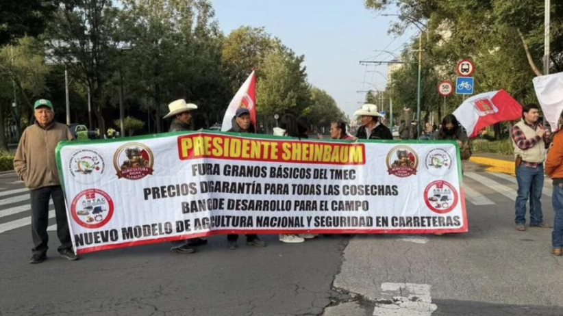 SEGOB ACUERDA ABRIR DIÀLOGO CON TRANSPORTISTAS Y PRODUCTORES AGRÌCOLAS