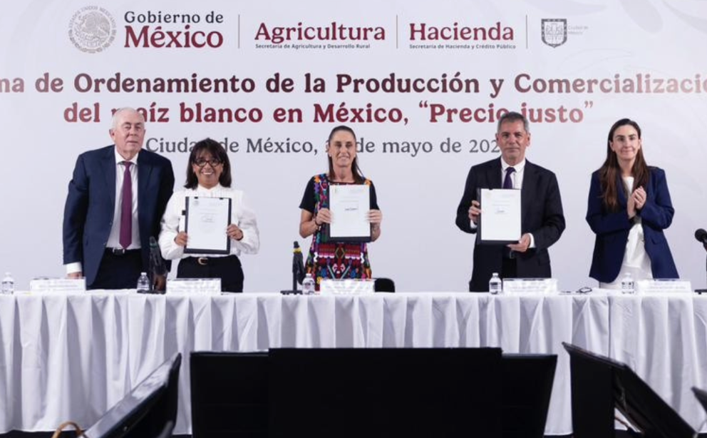 FIRMA GOBIERNO ACUERDO CON PRODUCTORES PARA GARANTIZAR «PRECIO JUSTO» DEL MAÍZ BLANCO