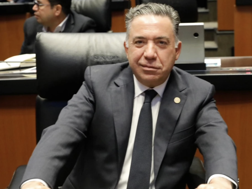 SENADOR DE MORENA, ENRIQUE INZUNZA, ACUSADO POR EU DE NARCOTRÁFICO, SOLICITA LICENCIA AL CARGO