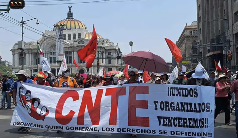LA CNTE EVALÚA DECRETAR UN RECESO Y RETIRAR ESTE SÀBADO PLANTONES EN OAXACA Y CDMX