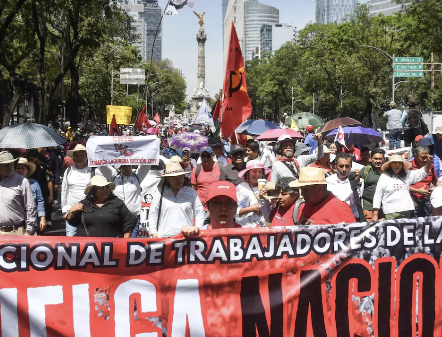 MAESTROS DE LA CNTE DECIDEN SEGUIR EN HUELGA; AMENAZAN CON ENDURECER PROTESTAS EN CDMX