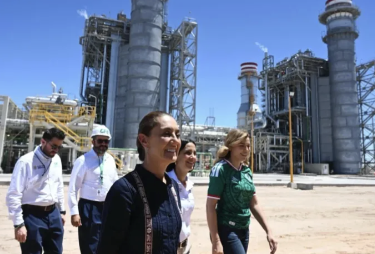 CLAUDIA SHEINBAUM INAUGURA CENTRAL DE GENERACIÓN ELÉCTRICA EN MEXICALI, BC