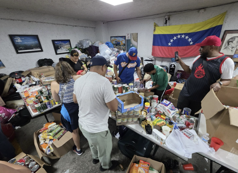MÈXICO ENVÌA A VENEZUELA 71 TONELADAS DE MEDICINAS Y VÌVERES; HOY SALE MÀS AYUDA: SHEINBAUM