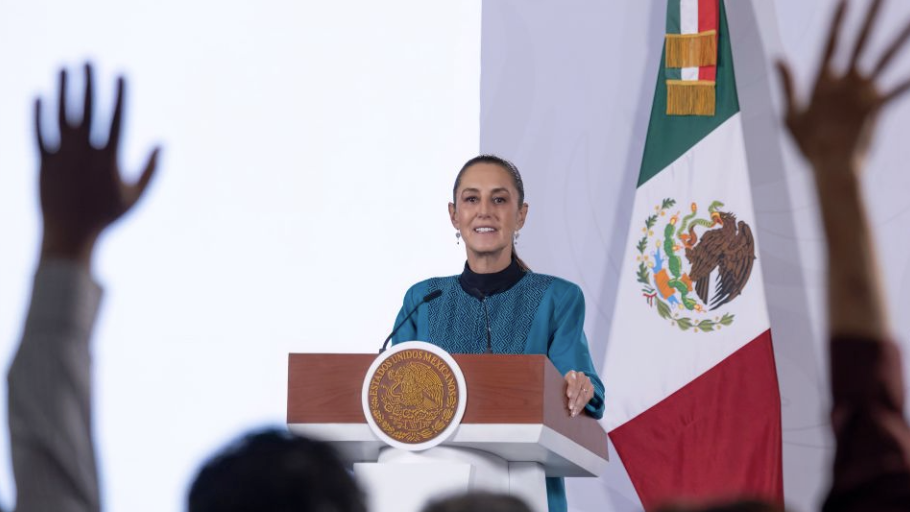 MÈXICO EXIGE AL FBI UNA EXPLICACIÒN SOBRE SU PAPEL EN EL TRASLADO A EU DE `EL MAYO` ZAMBADA