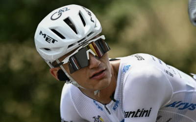 EL CICLISTA MEXICANO ISAAC DEL TORO CAE AL SÉPTIMO PUESTO DEL TOUR DE FRANCIA; POGACAR SIGUE DE LÍDER