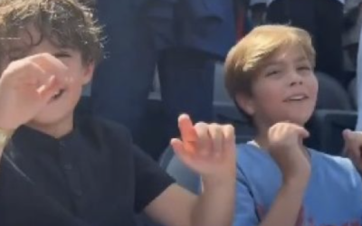 PIQUÉ SE INCOMODÓ CUANDO SU HIJO CANTÒ ‘DAI DAI’ DE SHAKIRA FRENTE A ÉL EN FINAL ESPAÑA-ARGENTINA