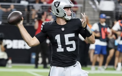 EL QUARTERBACK FERNANDO MENDOZA LANZA SU PRIMER TOUCHDOWN CON LOS RAIDERS