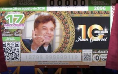 LOTERÌA NACIONAL DEVELA BILLETE CONMEMORATIVO DEL DÈCIMO ANIVERSARIO LUCTUOSO DE JUAN GABRIEL