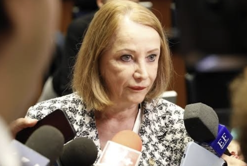 LAURA ITZEL CASTILLO SE DESPIDE DE LA PERMANENTE Y EL SENADO; VA A LA SECRETARÍA DE LAS MUJERES