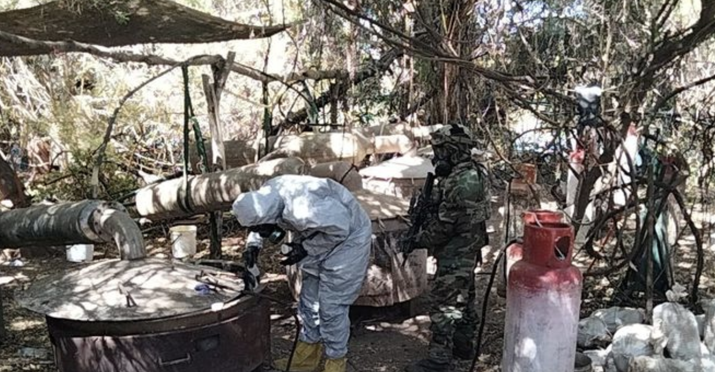 SEMAR DESMANTELA EN SINALOA EL SEGUNDO MEGA LABORATORIO DE DROGAS MÁS GRANDE DEL SEXENIO