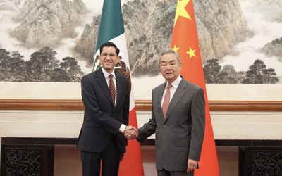 CHINA RESPALDA A MÉXICO ANTE INJERENCIA EXTRANJERA Y LLAMA A FORTALECER LA COOPERACIÓN