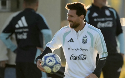 LIONEL MESSI ENTRENA POR ÚLTIMA VEZ CON LA SELECCIÓN DE ARGENTINA EN LA VÍSPERA DE SU DESPEDIDA