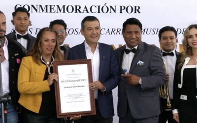 SONORA SANTANERA RECIBE RECONOCIMIENTO DEL SENADO POR SUS 71 AÑOS DE TRAYECTORIA