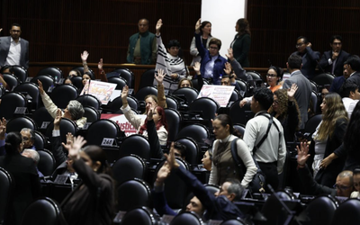 CÀMARA DE DIPUTADOS APRUEBA LEY “ANTIMEMES”, PESE A ACUSACIONES DE CENSURA DE LA OPOSICIÒN