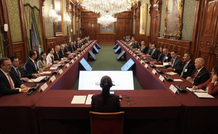 SHEINBAUM DIALOGA CON EMBAJADOR Y EMPRESARIOS DE EUA SOBRE COMERCIO, SEGURIDAD Y MIGRACIÓN