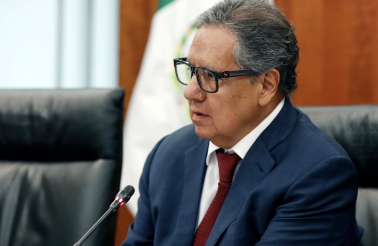 MESA DIRECTIVA AMPLÍA PLAZO PARA DICTAMINAR LA LEY CONTRA EL FEMINICIDIO: HIGINIO MARTÍNEZ
