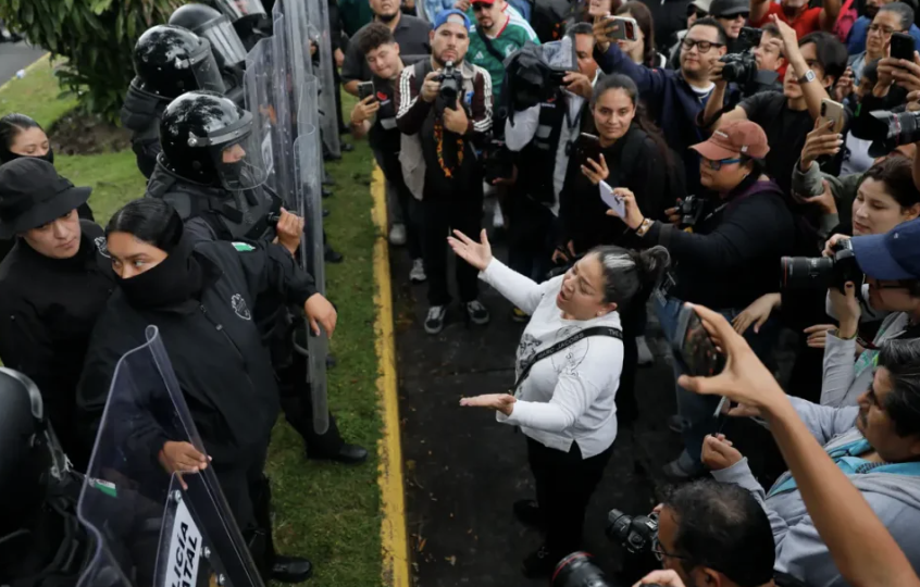 CNDH INVESTIGA REPRESIÓN POLICIACA A QUIENES PROTESTARON POR AGUA CONTAMINADA EN GUADALAJARA